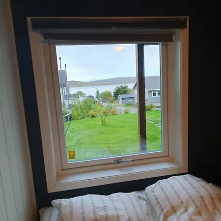 아파트 Flat On Kvaloya, Tromsoe