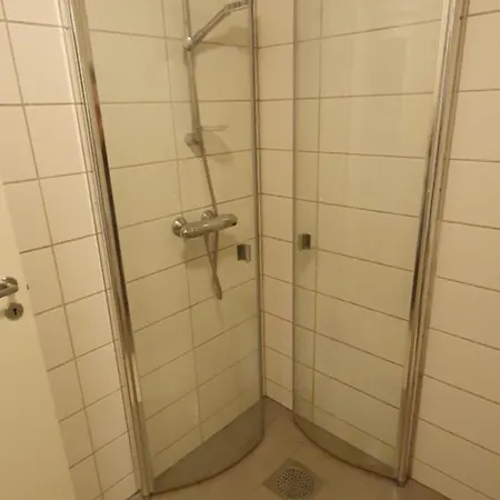 アパート Flat On Kvaloya, Tromsoe トロムソ